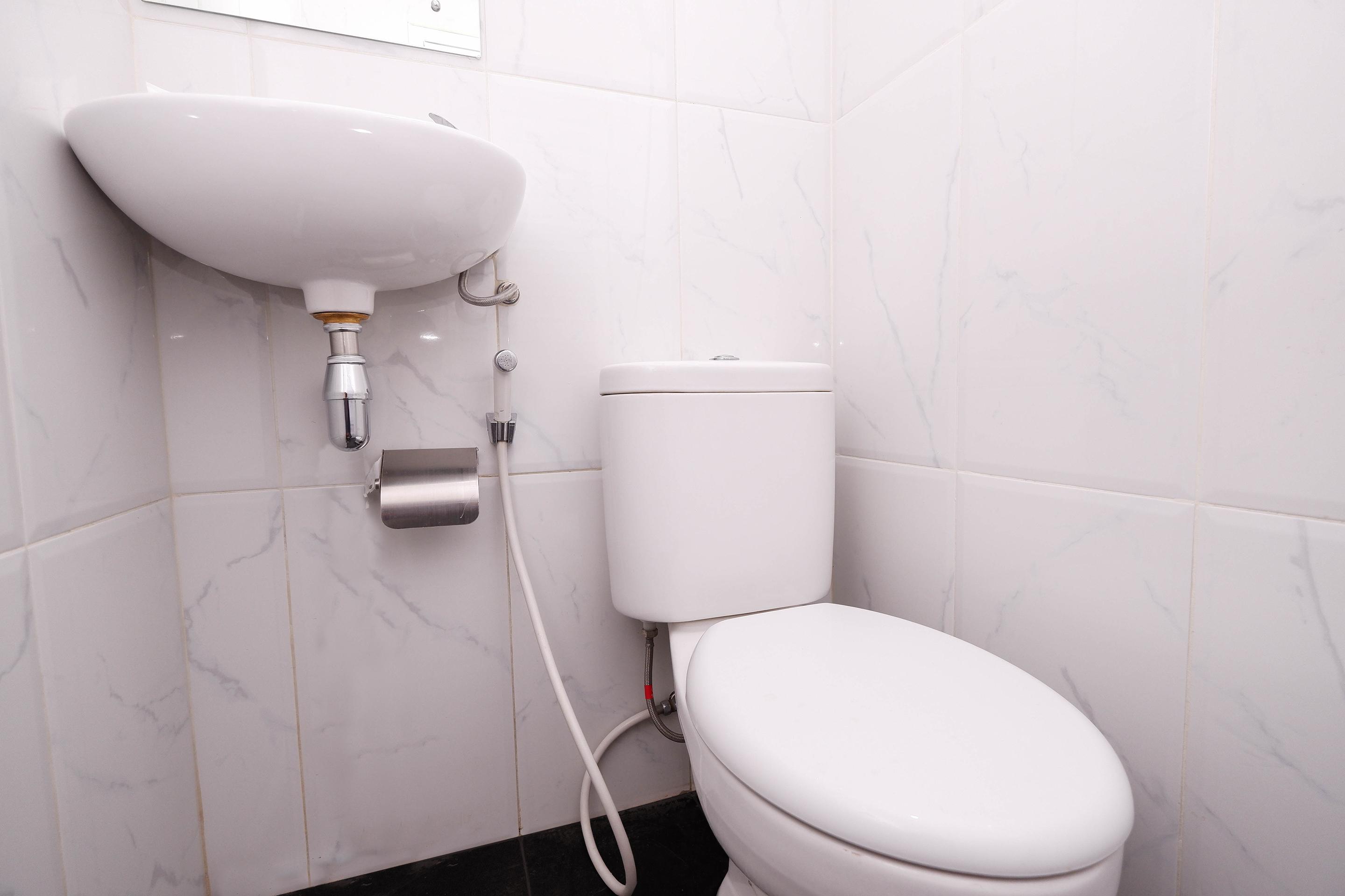 Hotel Super Oyo 1506 Shabrina 2 Syariah Solo Zewnętrze zdjęcie